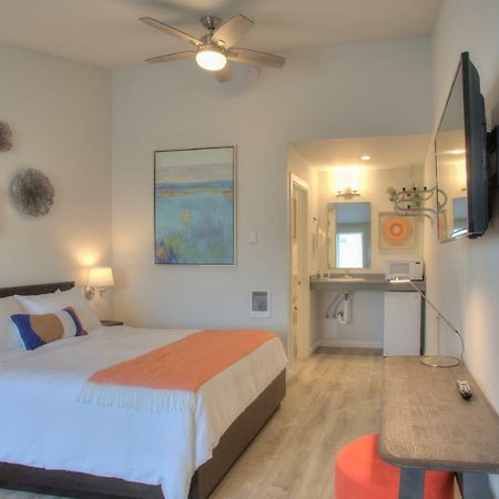 Ocean Shores Resort - Brand New Rooms (Adults Only) Экстерьер фото